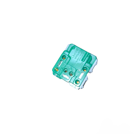 Omni Center Device Universal with Ground 10A 250V WWG-203
