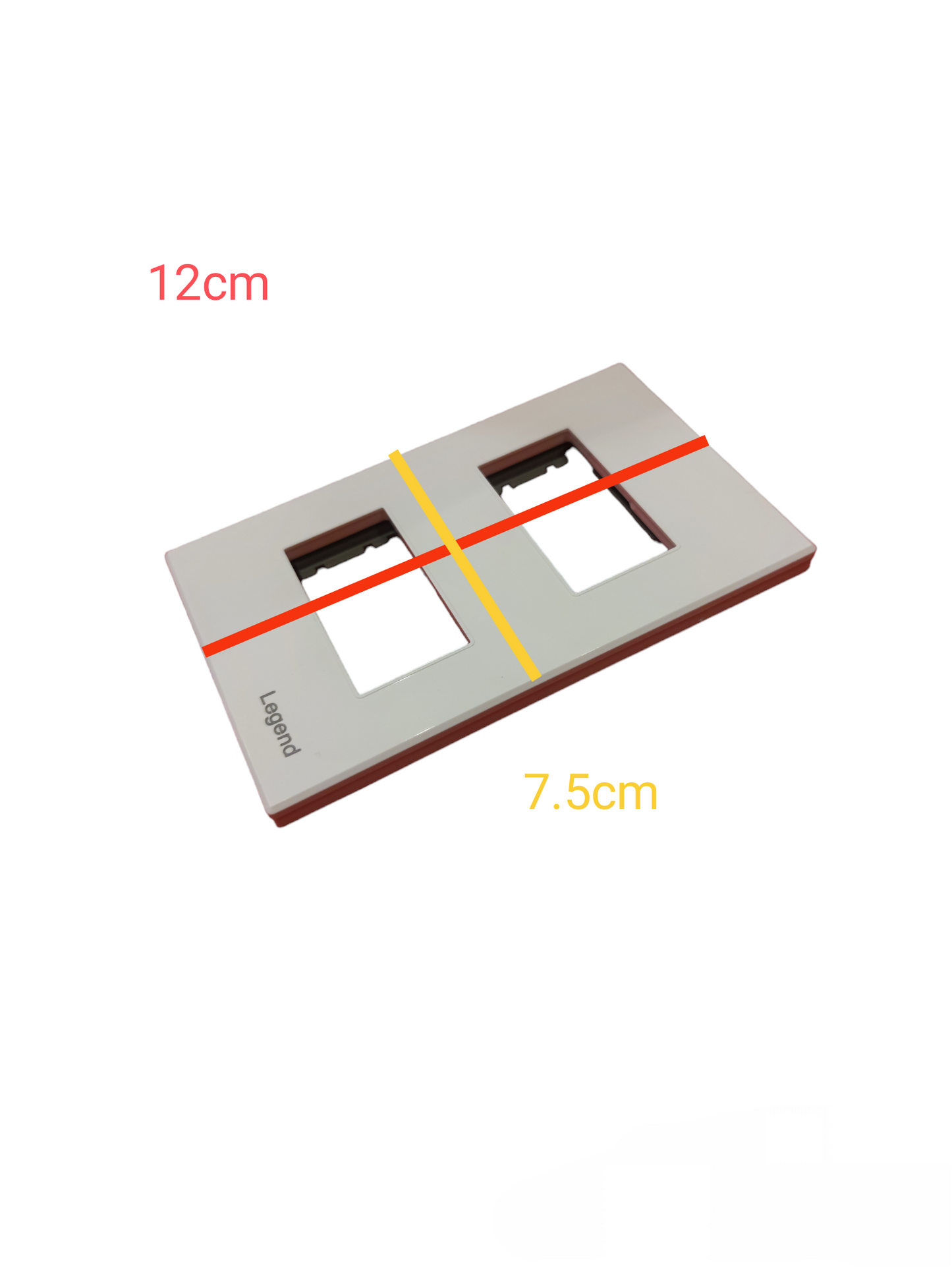 Legrand Universal Outlet with Ground 16A 250V LSO122