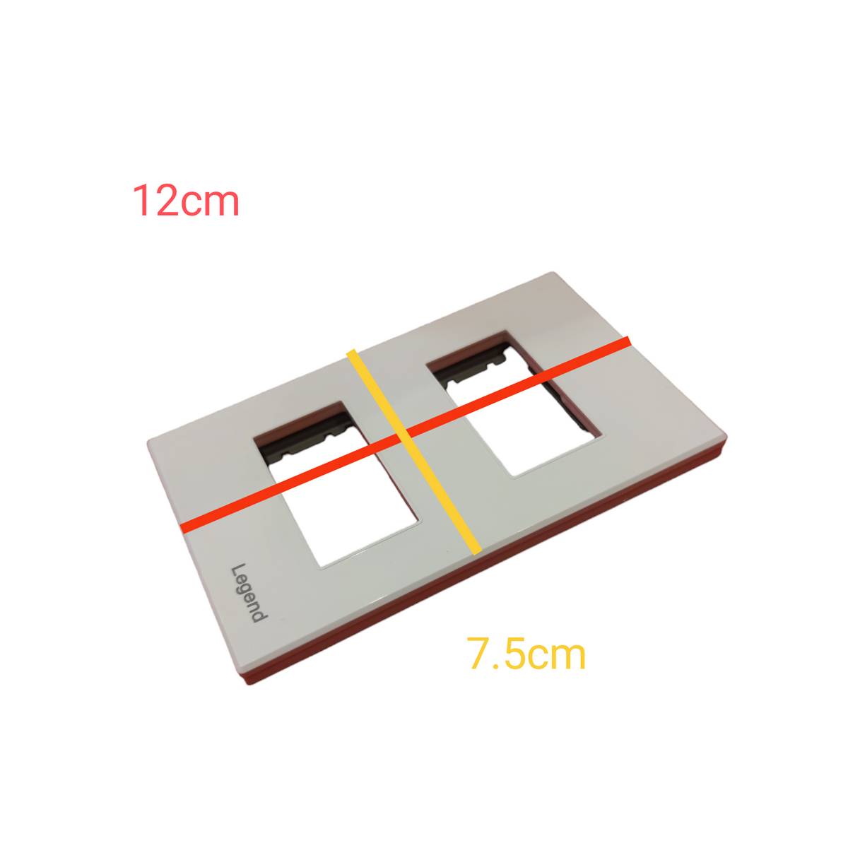 Legrand Universal Outlet with Ground 16A 250V LSO122