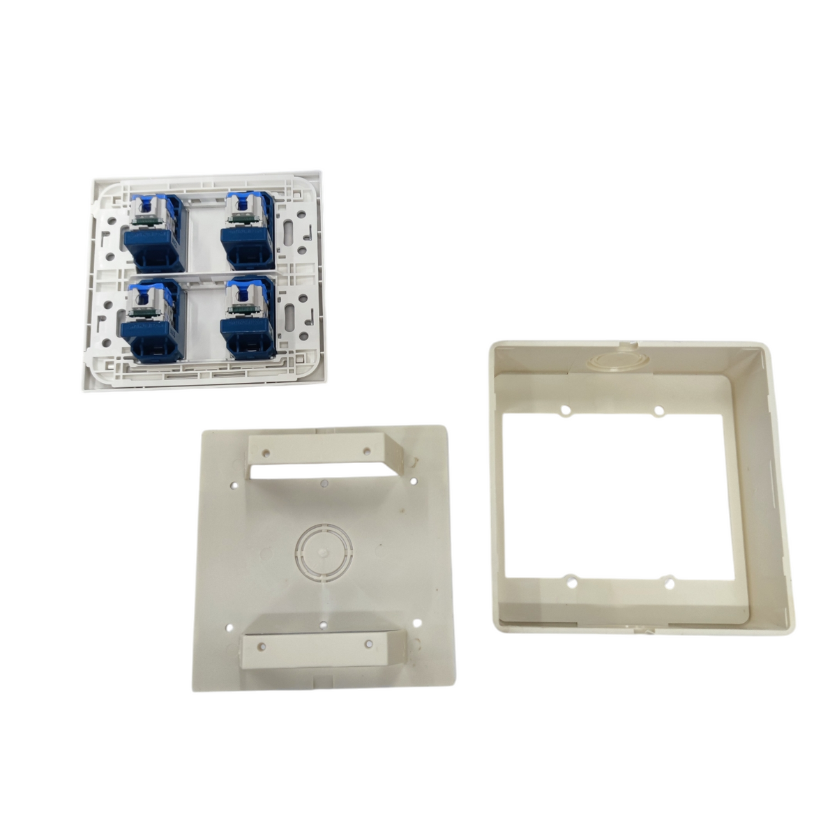 Panasonic 4 Gang CAT6 Data Outlet Wide Series WEG6804+(4XWEG24886)+Utility Box