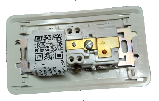 Panasonic Duplex Outlet Vertical with Ground with Plate, Duplex Flat Pin with Ground with Plate 10A 250V
