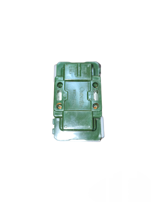 Omni Duplex Flat Pin Outlet 15A 250V Wide Series WWD-400