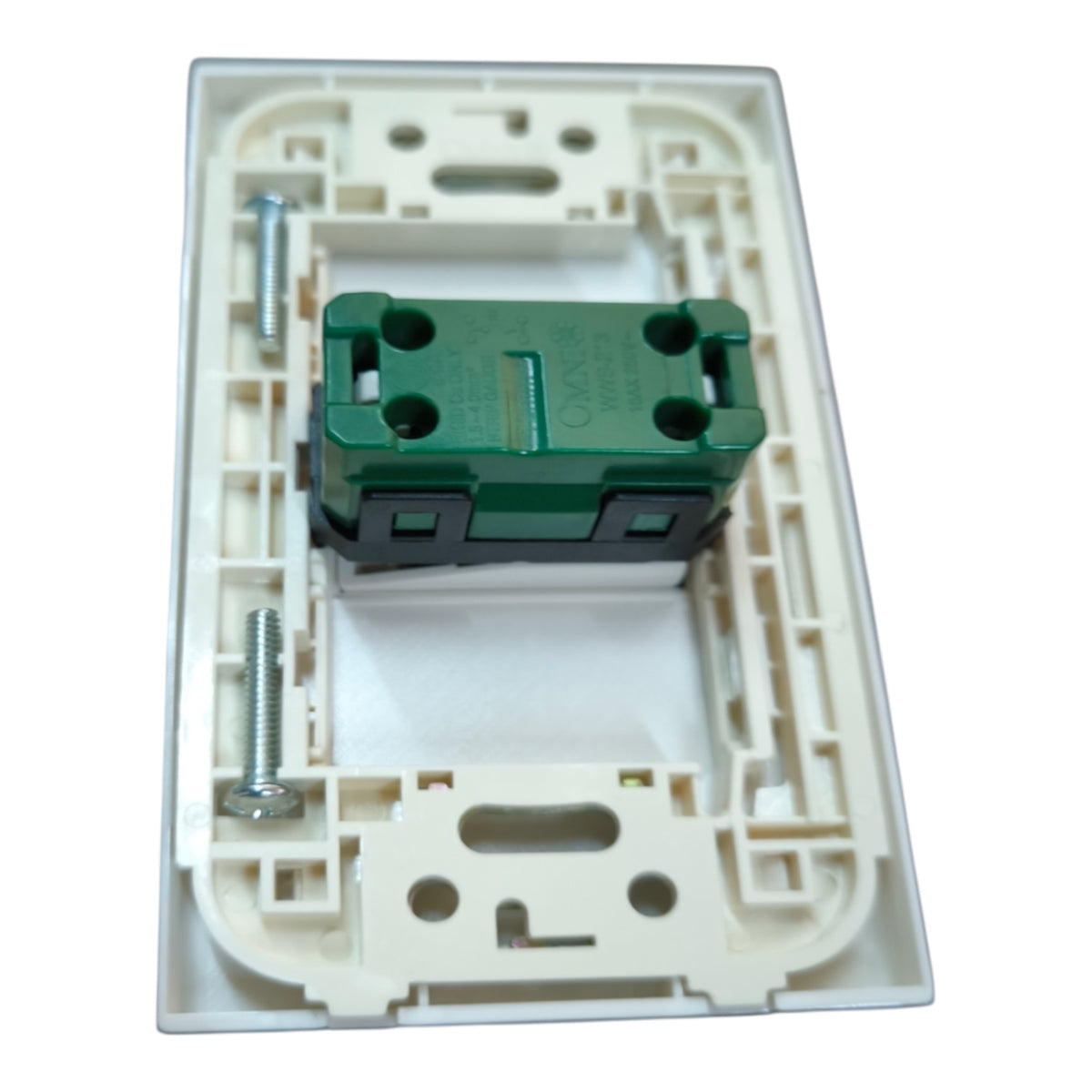 Omni 1 Gang 1 Way Switch with Plate Wide Series 16A 250V WWP-110+WWS-213