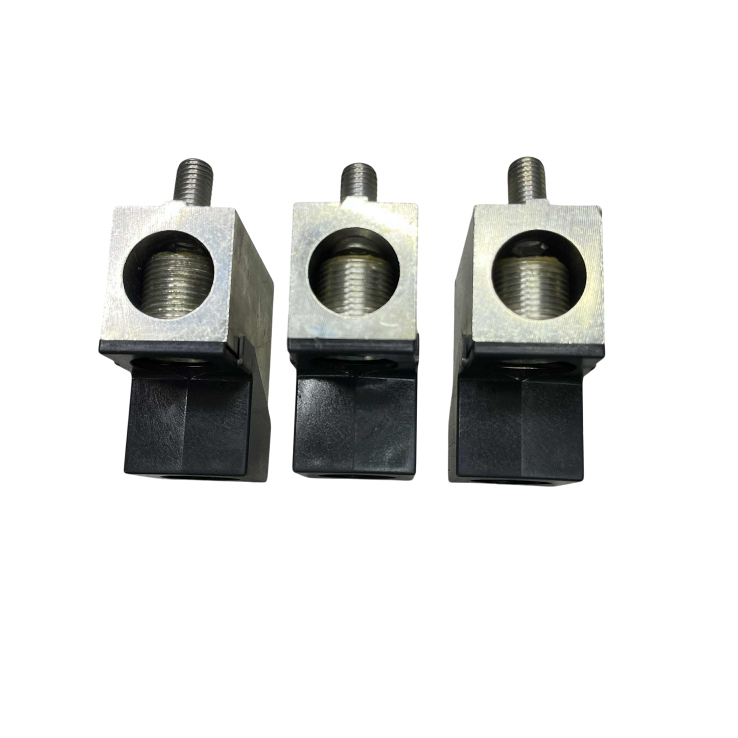 Schneider Mechanical Lugs 2 x 35-240mm Lug Holes for EZC400N Ampere Frame NSX400/630