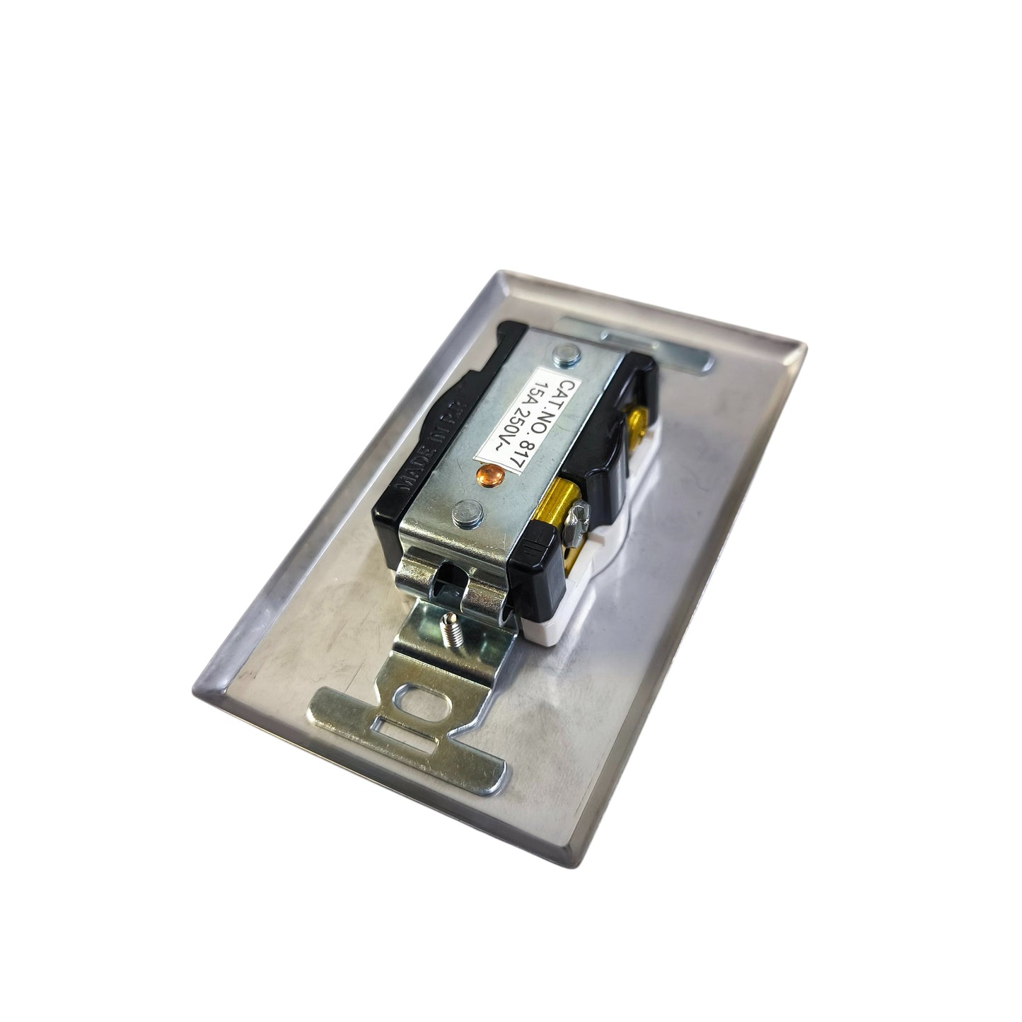 Eagle 1 Gang Flat Pin with Ground with Metal Plate Cover H1 CAT817C
