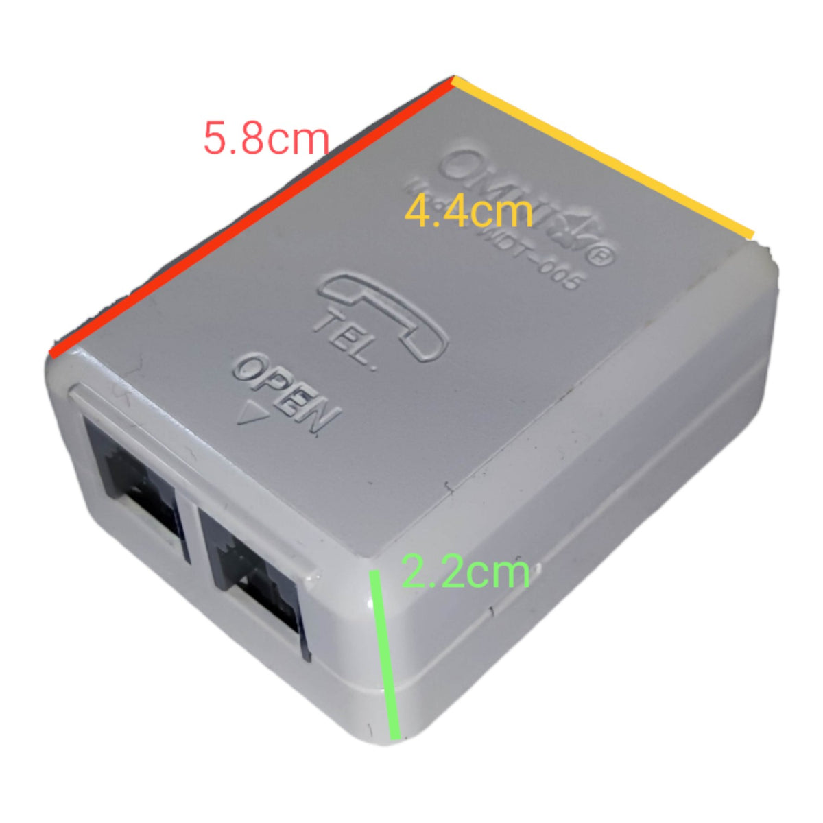 Gray plastic RJ45 network switch module with overlaid dimension labels showing 5.8cm, 4.