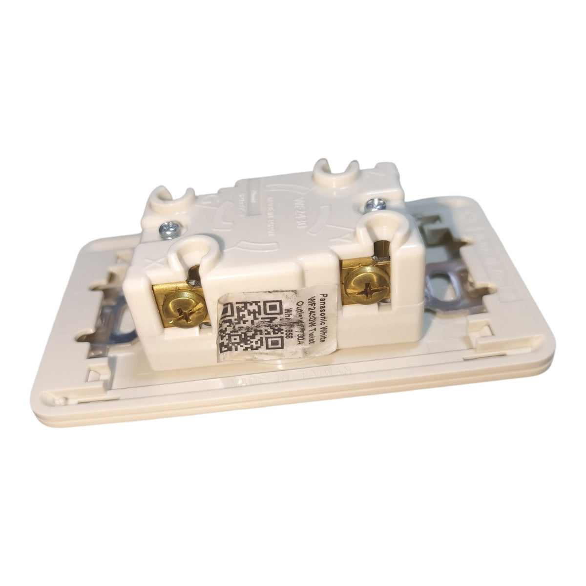 Panasonic_30A_Twist_Lock_Outlet_with_Plate_3P_E_4P_250V_NEMA_L6_Twistlock_Outlet_WF2430_WNF6254W-8_White_Electx_Electrical_Supply