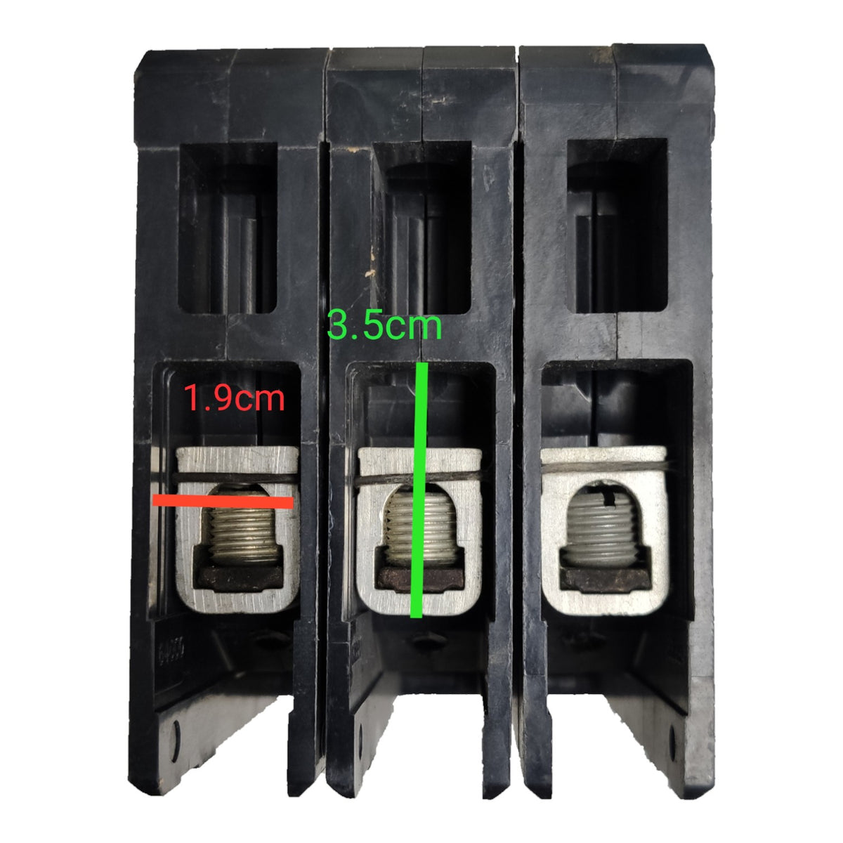 Three black electrical terminal blocks shown on a white background, with measurement overlays indicating 3.5cm height in the center and 1.