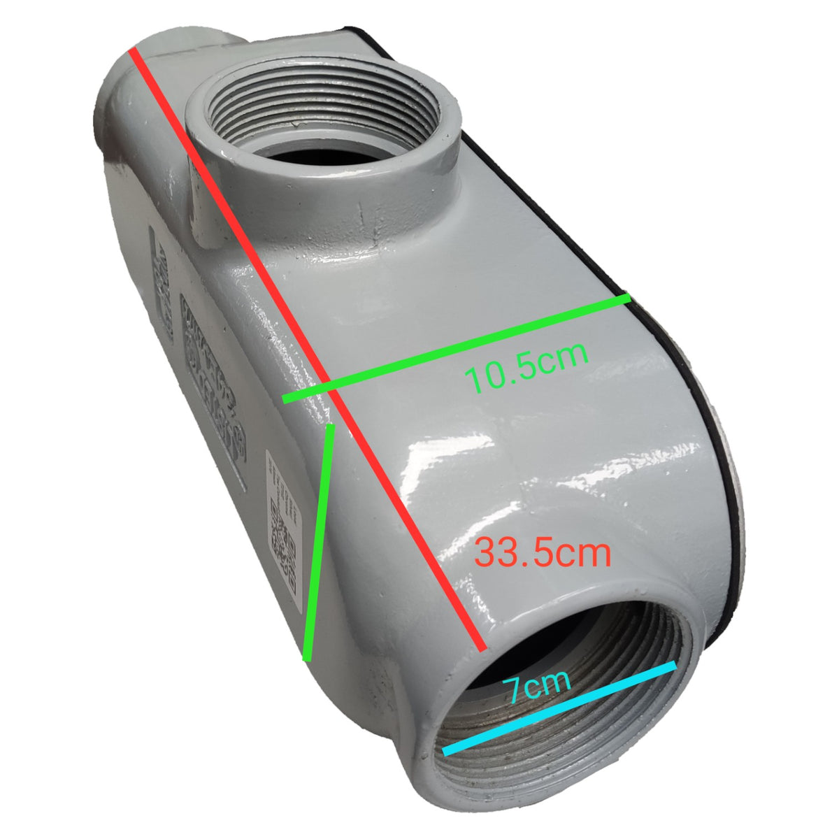 Gray pipe fitting with measurements on a white background