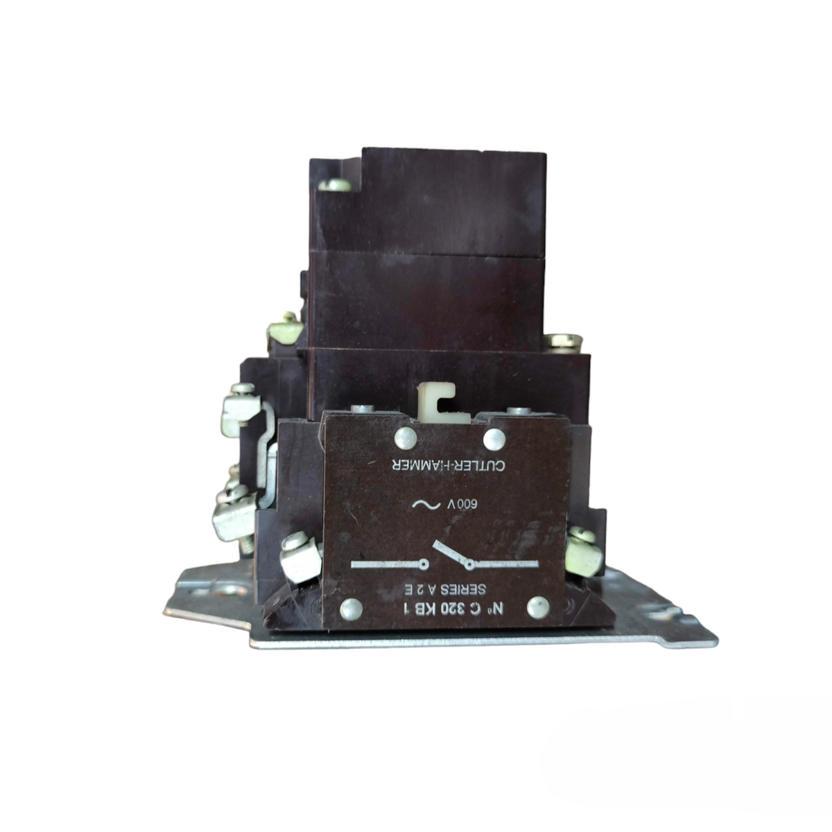 Cutler Hammer Magnetic Contactor with Auxiliary for power points switches and plugs