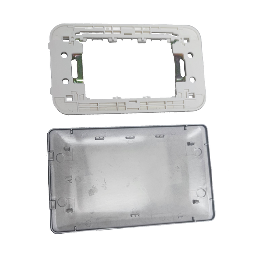 Omni designer series wall plate DWP-100G in white with a smooth finish for electrical outlets