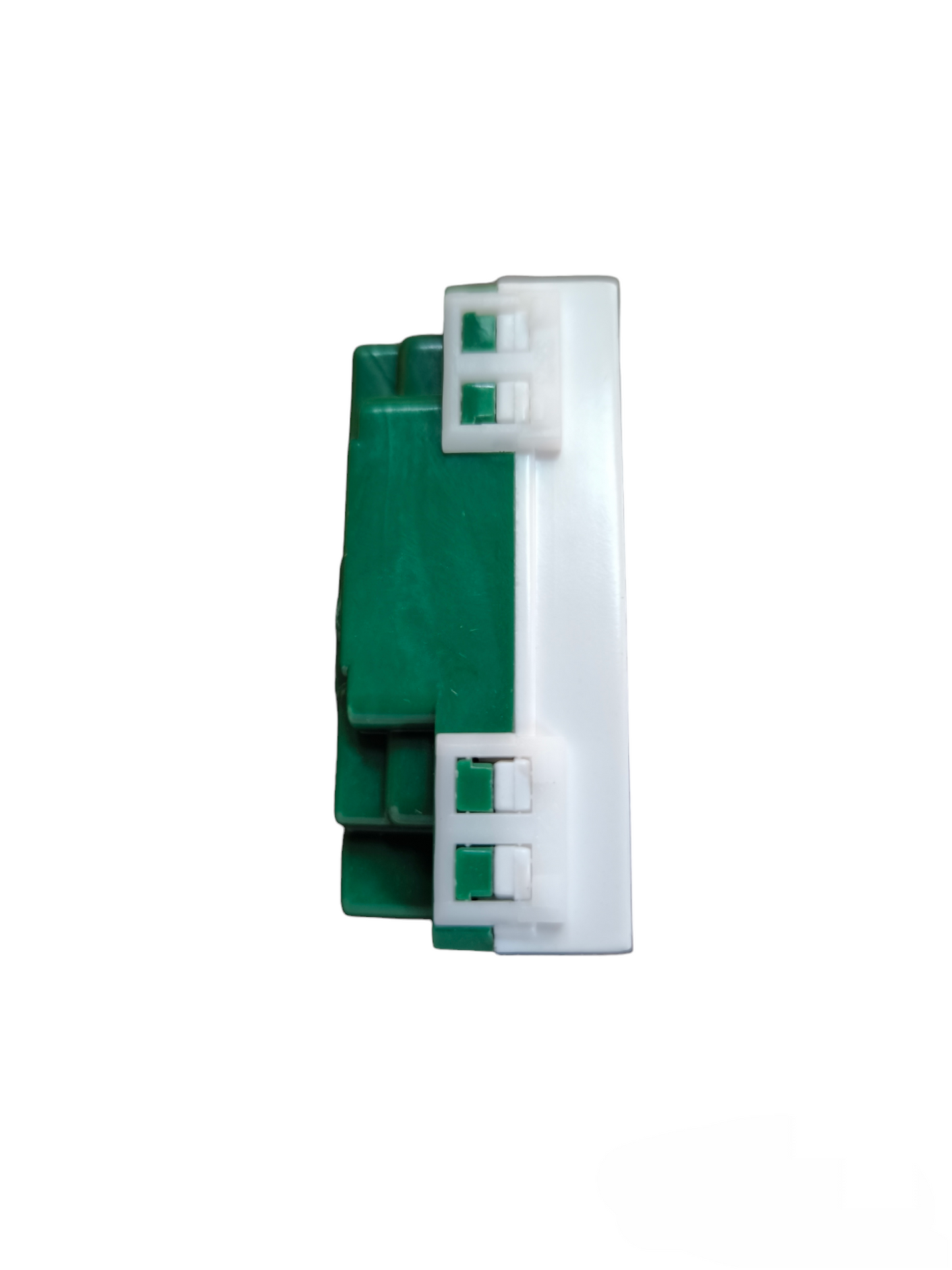 Omni duplex universal outlet 16A 250V for safe and efficient electrical connections