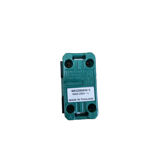 Panasonic 4 Way Switch 15A 220V WEG5004HK-5
