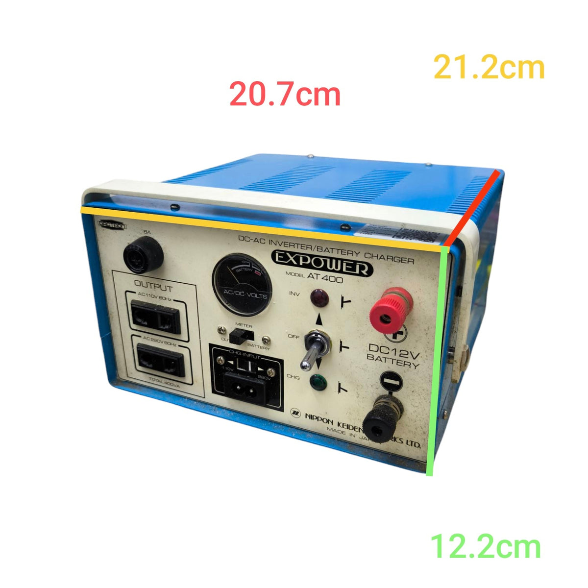 Dectron 400W Inverter and Battery Charger with multiple output ports and voltage meter