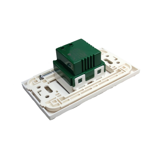 Omni 2 Gang USB Outlet 5V 2.1A with Plate Cover WUSB-002+WWP-111