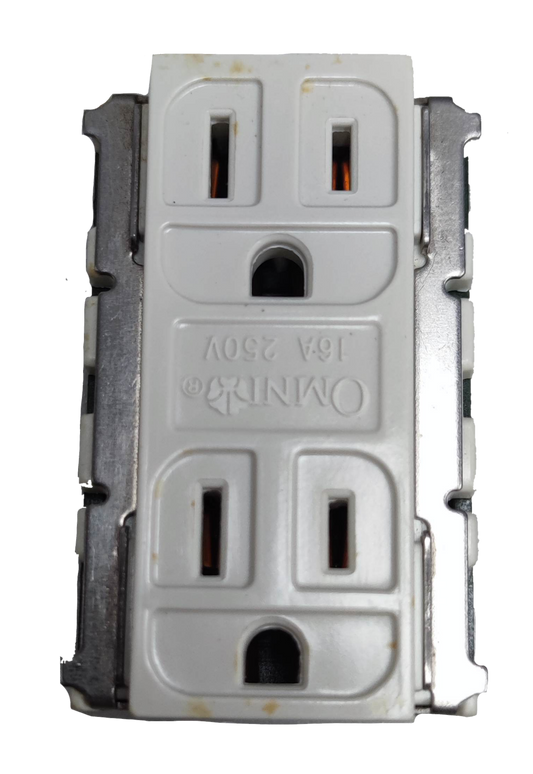 Omni Duplex Flat Pin with Ground Classic 16A 250VAC WGD-402
