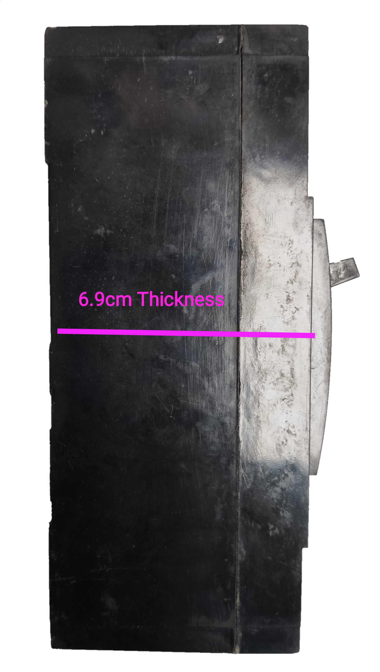 GE 175A 3 Phase 3 Pole Circuit Breaker side view showing 6.9cm thickness in black casing
