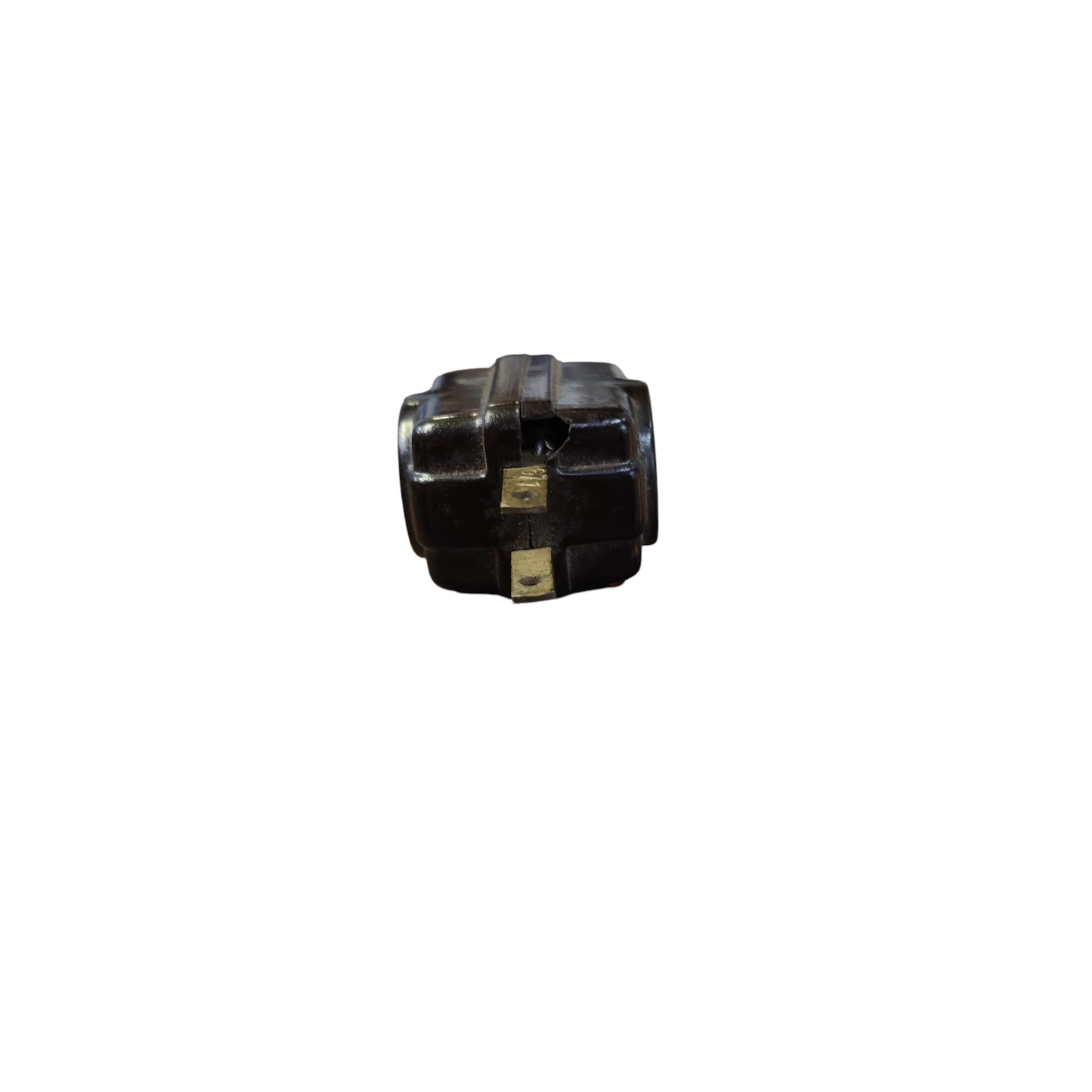 Black 500W power saving plug with compact design from China for efficient energy use