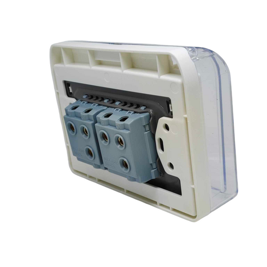 Grazen 3 way switch 16A 220V with three connection ports for efficient power control
