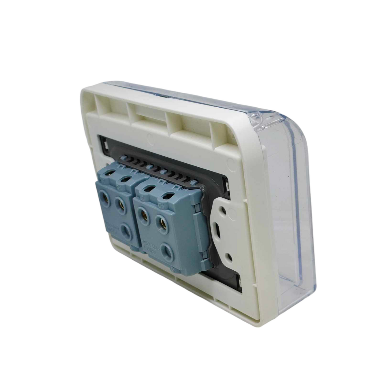 Grazen outdoor electrical switch 16A 220V with durable housing for safe outdoor power use
