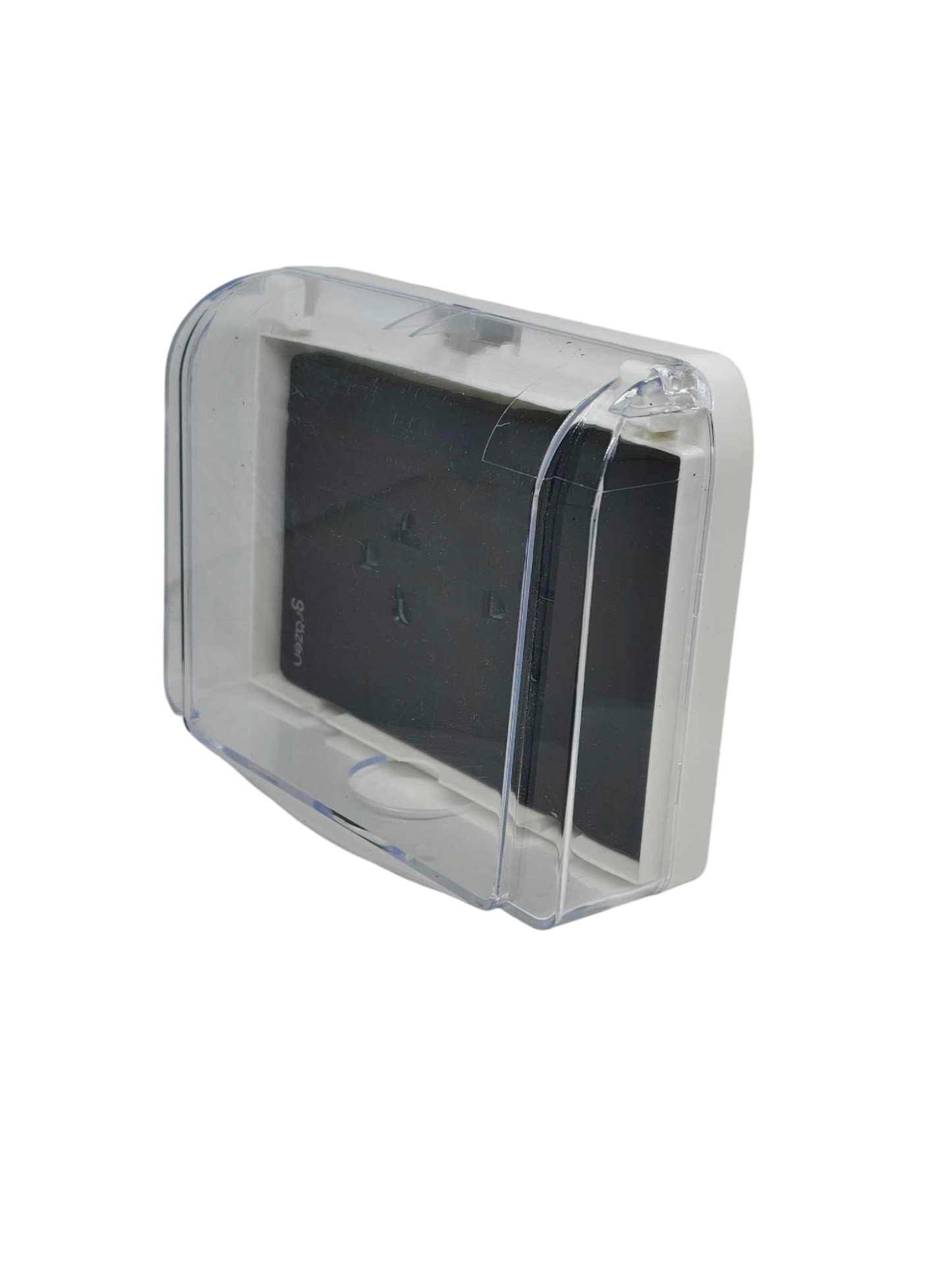 Grazen Weatherproof Duplex outlet 16A in a clear protective cover for outdoor use