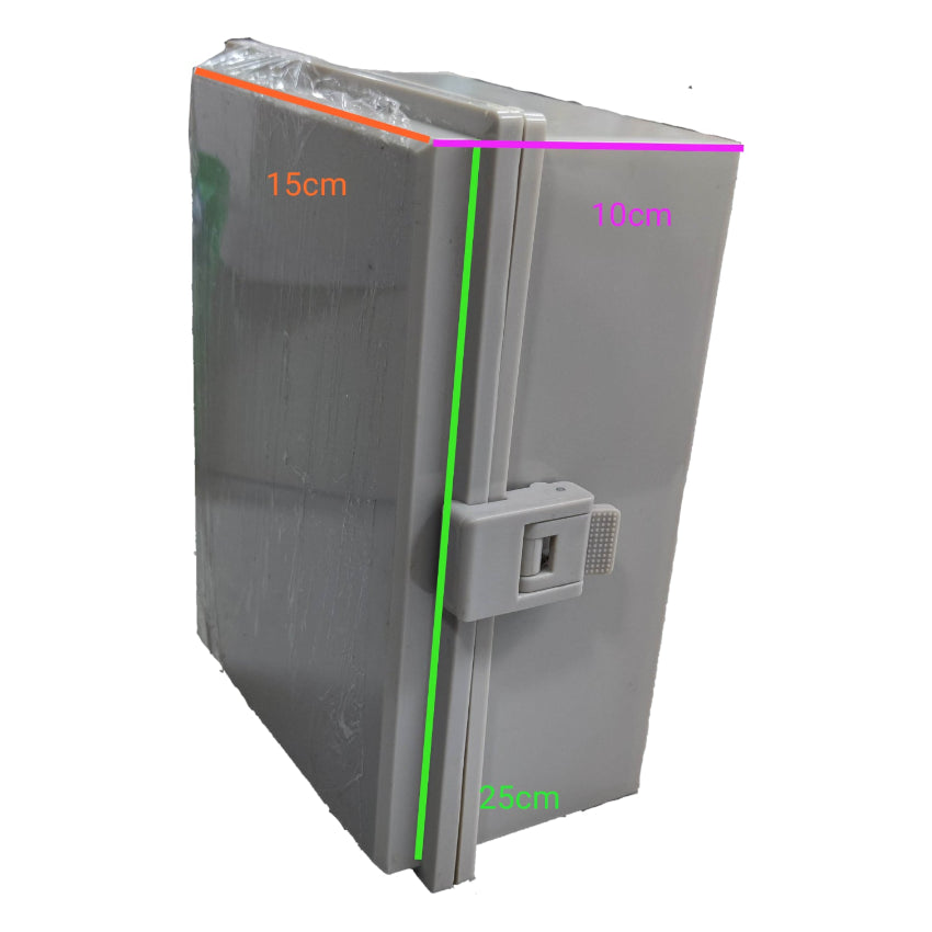 Grippes hinged outdoor junction box 21x16x9cm with clear dimensions displayed for easy reference