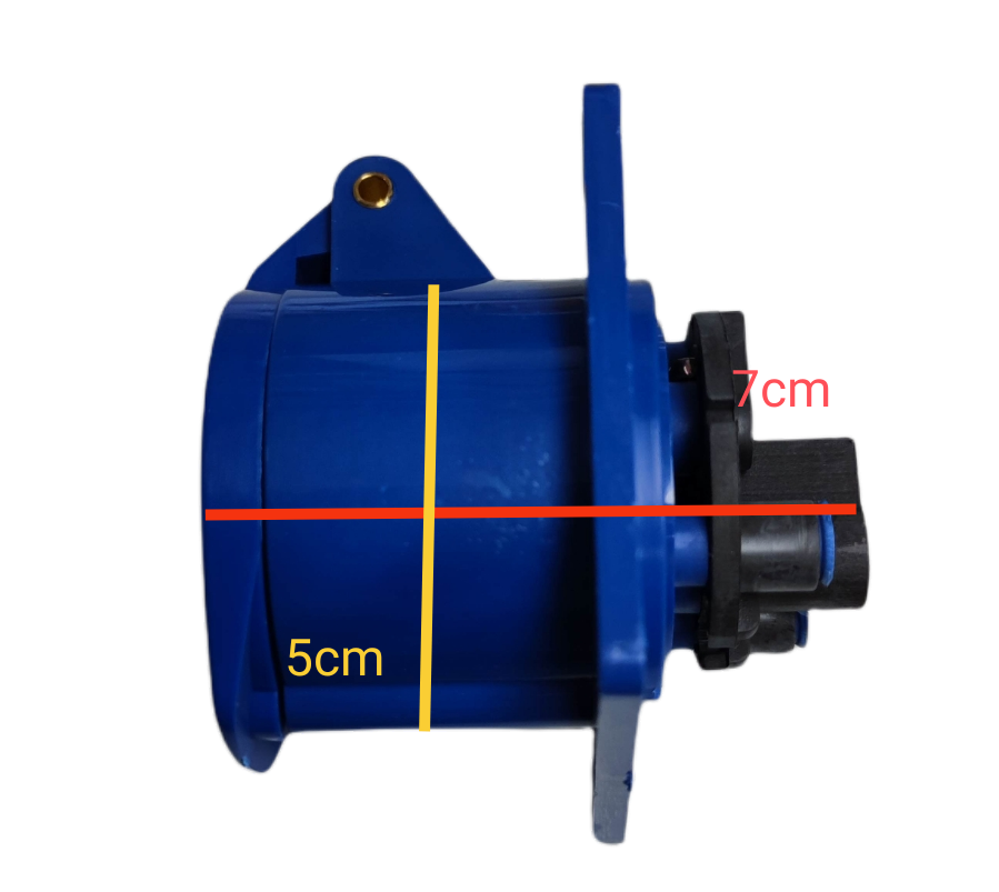 Grippes blue Industrial Outlet 16A Chassis showing side view with dimensions 7cm by 5cm