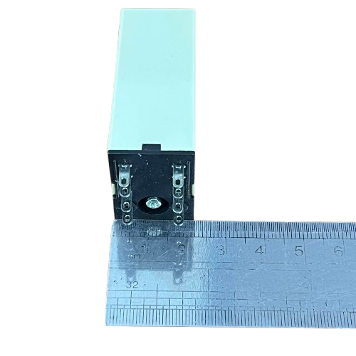 OMRON Timer Relay 10 seconds 8 pins 110V rectangular white relay timer with ruler for scale