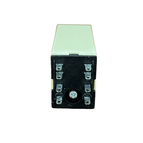 Omron Timer Relay 30 seconds 8 pins 110V beige rectangular relay timer with black 8 pin base and screw