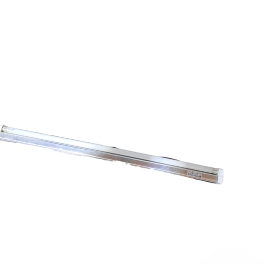 Opple 14W T5 fluorescent tube in sleek design for energy-efficient lighting solutions