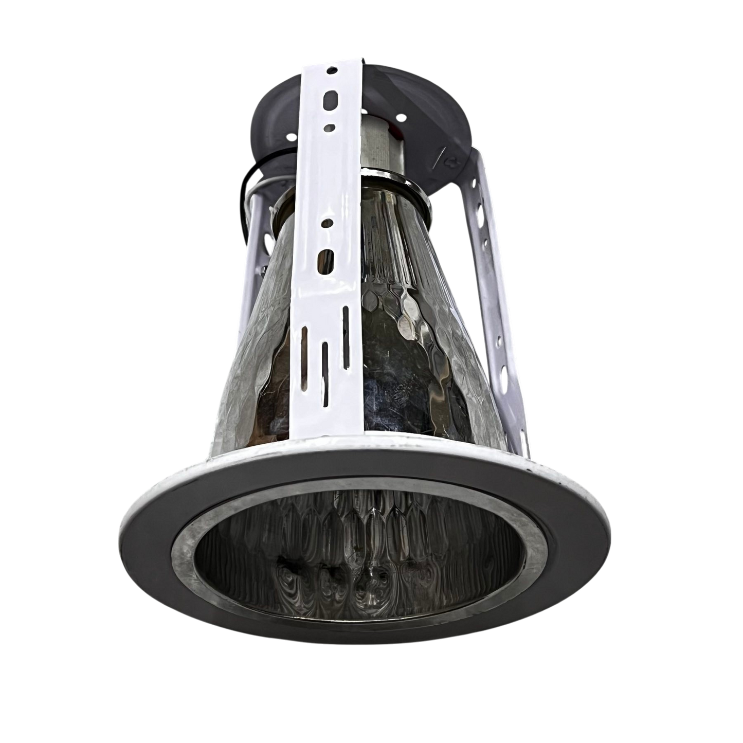 Biglite 4 inch E27 downlight fixture with metal frame and reflective interior for lighting installation