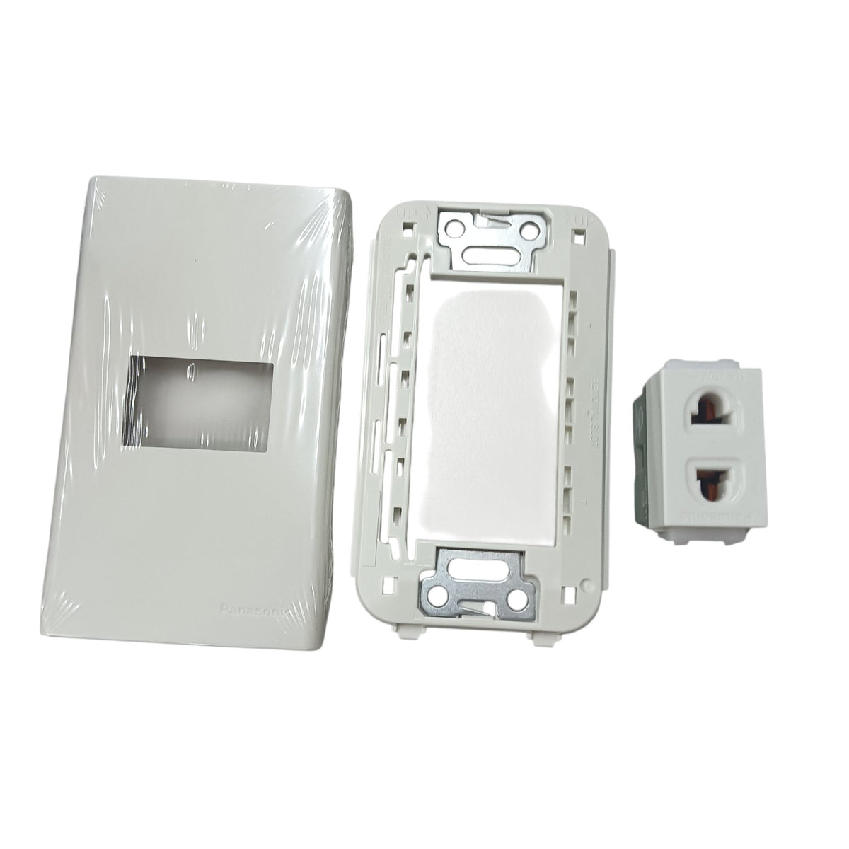 Panasonic 1 Gang Universal Outlet Receptacle Quick Connect Terminal 16A 250V with Plate, 1 Gang Universal Outlet Device Wide Series with Plate, 1 Gang Universal Receptacle Quick Connect Terminal Wide Series with Plate WEG10919-5 / WEG6801W-1