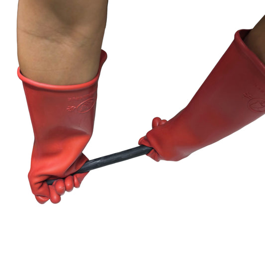 Red 12KV Electrical Gloves Rubber insulating safety gloves holding black live cable made in China