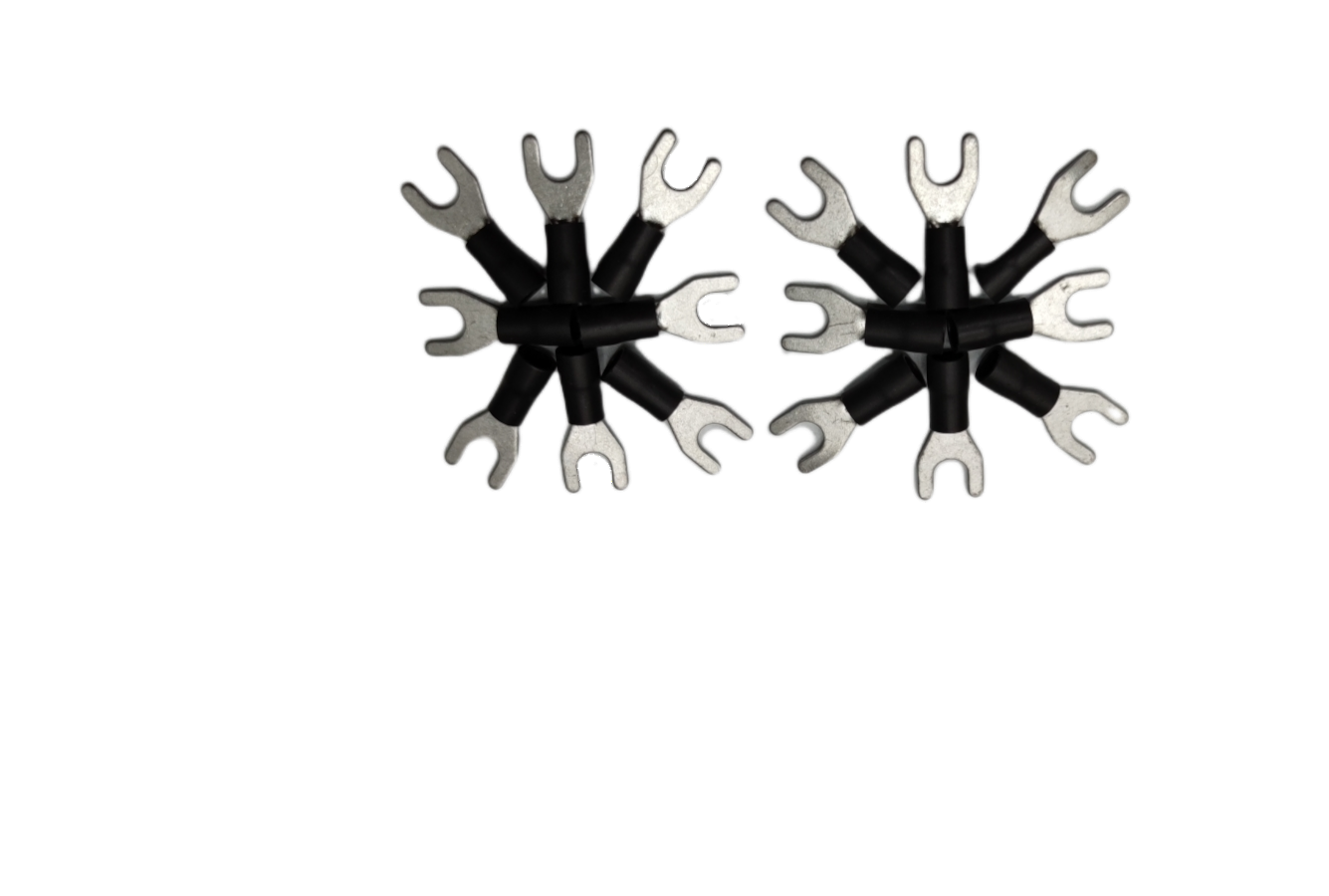 Y Terminal With Insulation 5.5mm electrical connectors with black insulation on a black background