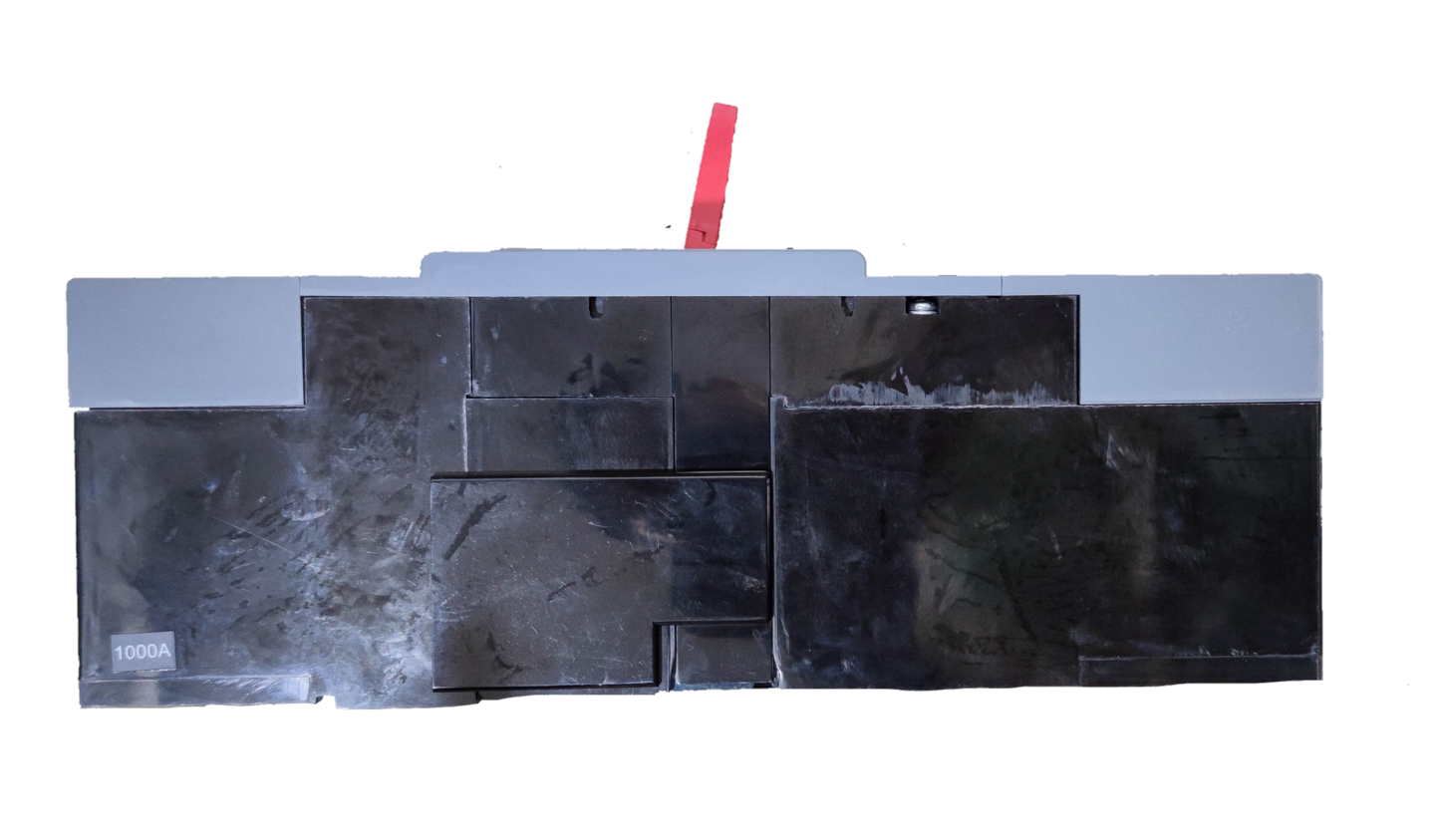 Himel 1000A Industrial Circuit Breaker 3 Pole with black and gray body and red toggle switch