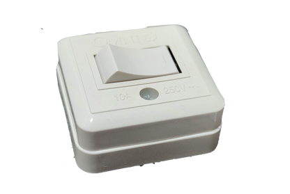 Omni 10A 220V wall light switch in white with a sleek design for easy installation