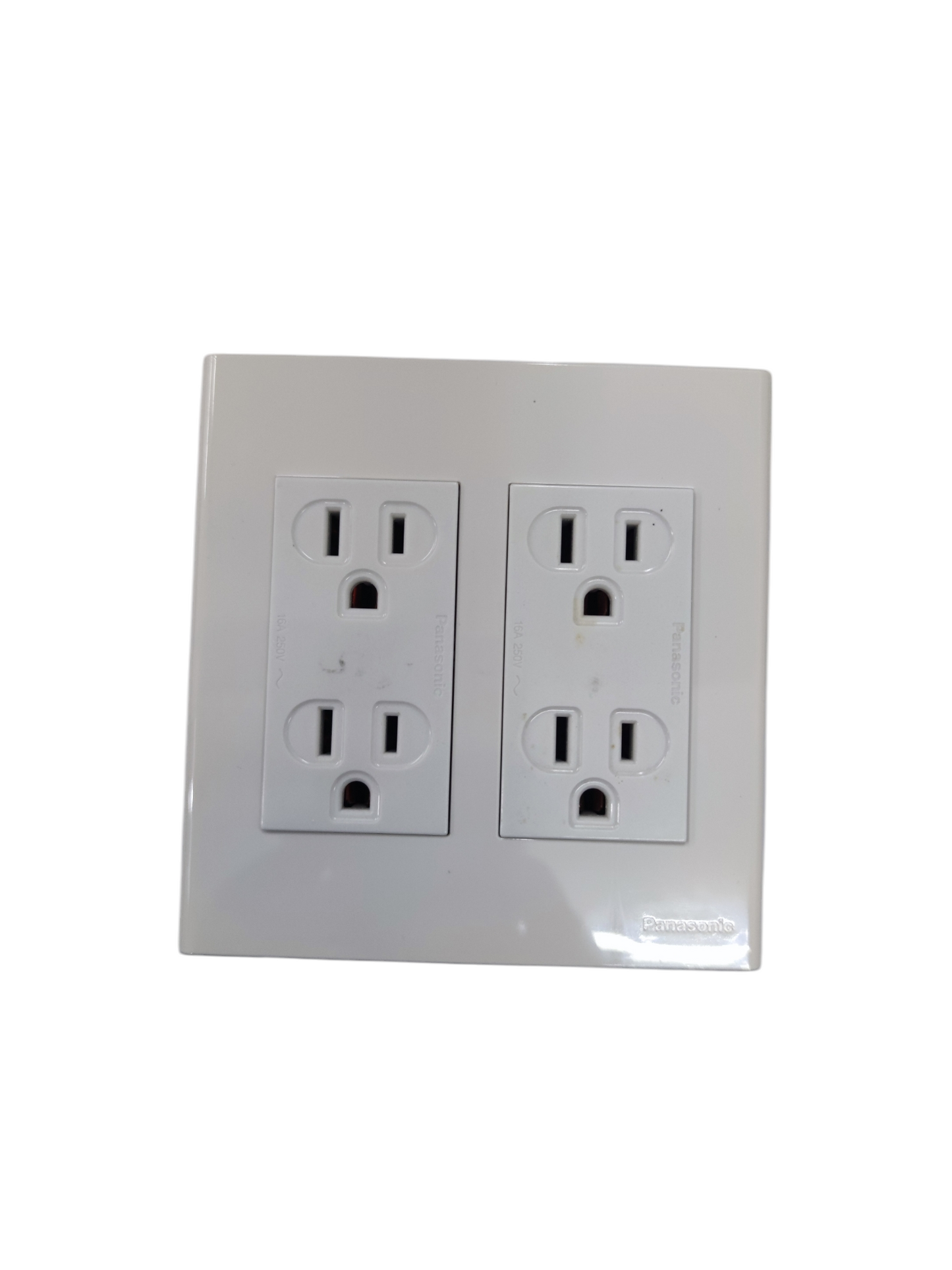 Panasonic 4 Gang Flat Pin Outlet with Ground 16A 220V WEG6806+(2XWEG1512-5)+Utility Box