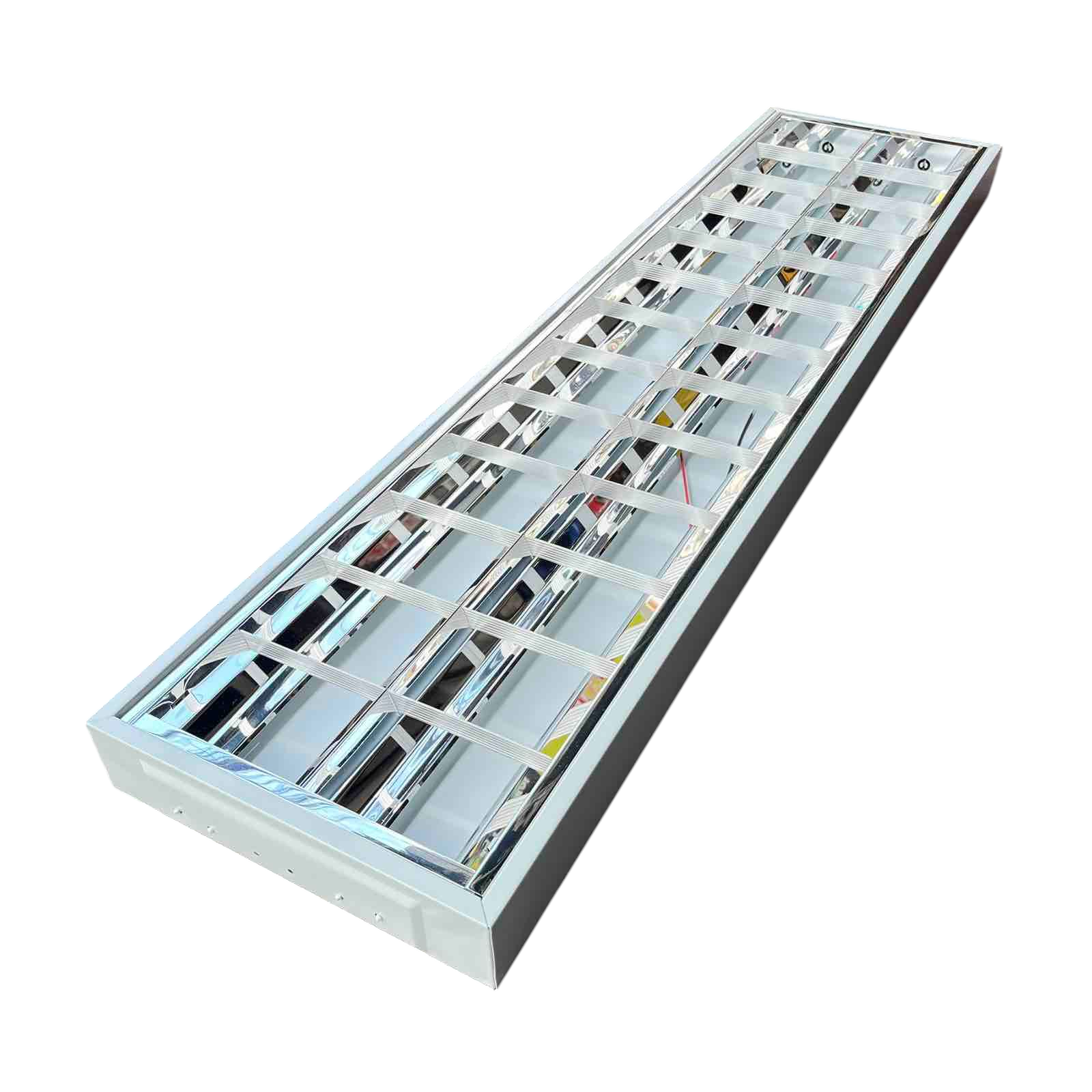 Light Master 12x48 lighting fixture for LED fluorescent tubes with reflective grid design