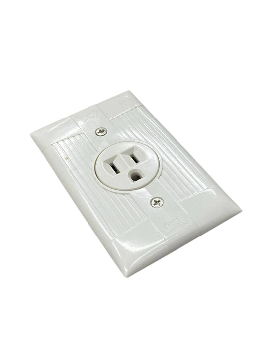Eagle 15a 250v electrical outlet white designed for reliable power access in homes and offices