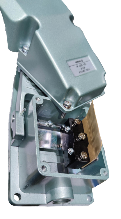 Auspicious 15A foot switch industrial grade metal enclosure with durable internal components