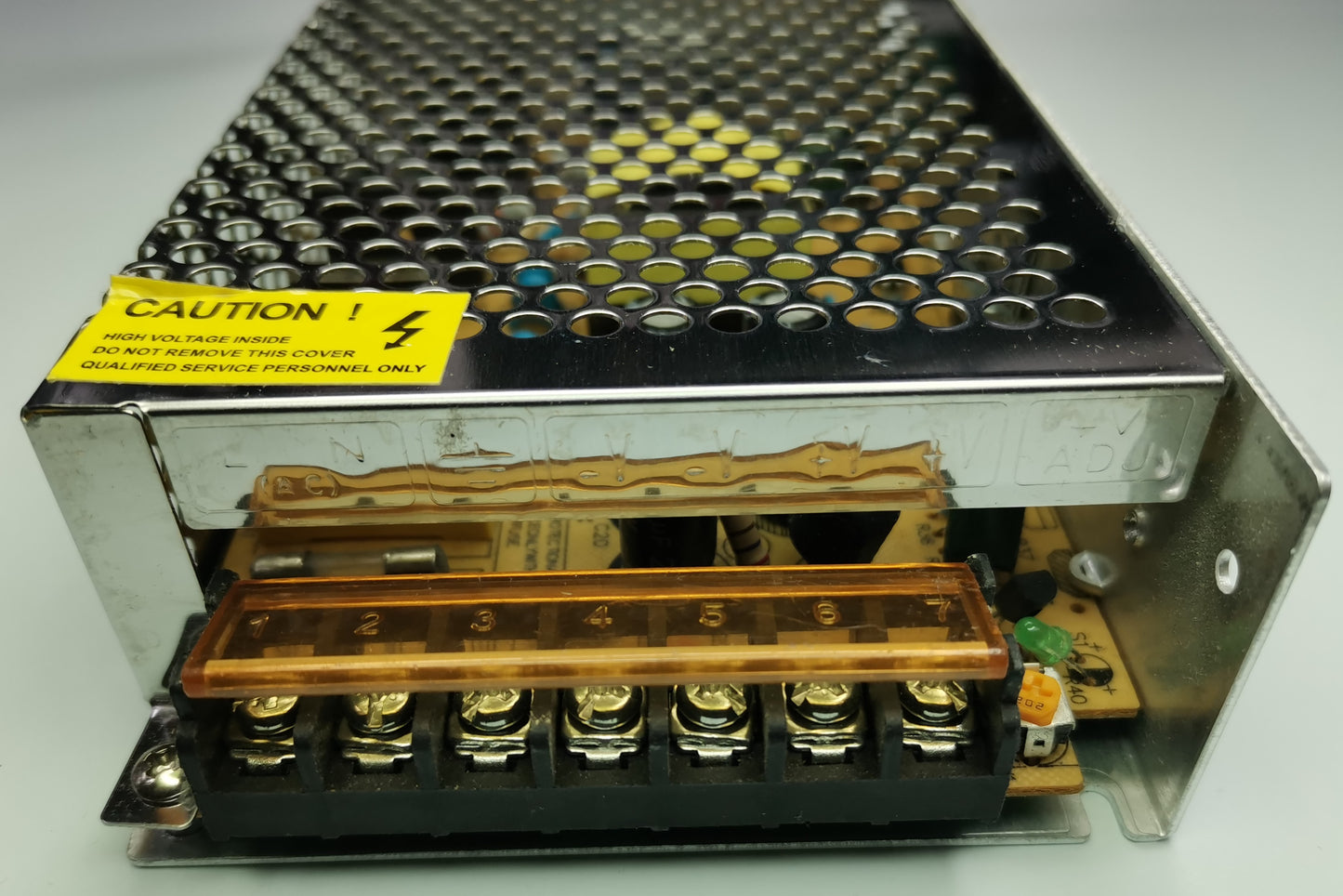 Power Supply 5V 10A, Regulated Output 5VDC 10A Input 220V, LED Driver 5VDC 10A, 5V 50W, CCTV Power Supply 5VDC 10A (ZwitseRise)