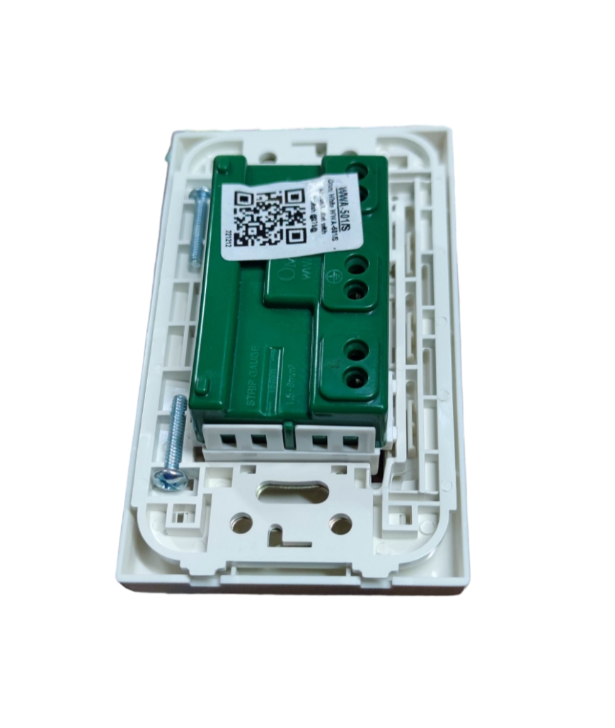 Omni Aircon Outlet Wide Series with Switch and Plate 20A 250V WWA-501/S + WWP-113