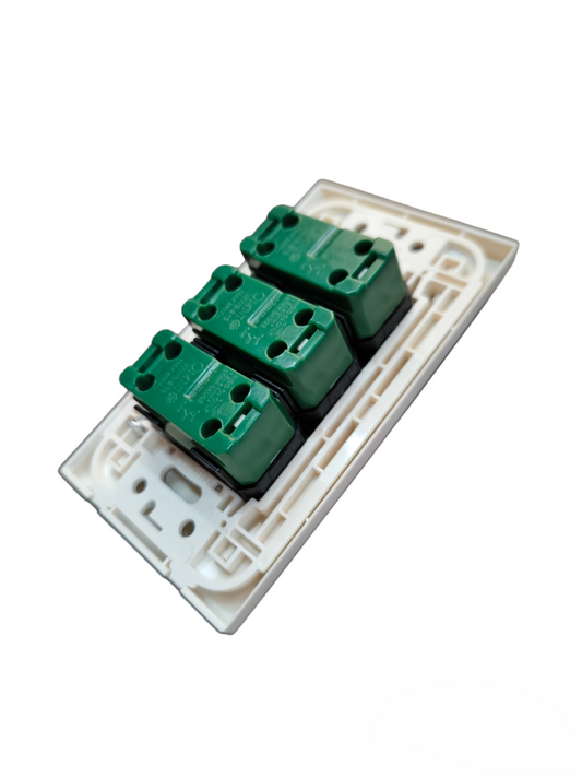 Omni 3 Gang 1 Way Switch 16A 250V WWP-113+(WWS-213x3)