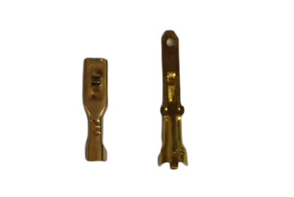 4mm male and female terminal lugs made of gold-plated metal for secure electrical connections
