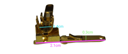 Detailed image of 4mm male and female terminal lugs showcasing measurements and design features