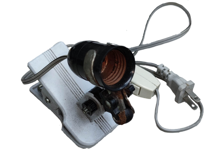 E27 Socket with 1 Meter Wire and Clip Holder with Switch 5A 220V, Lamp Holder E27 Clamp Type with Hanging Switch