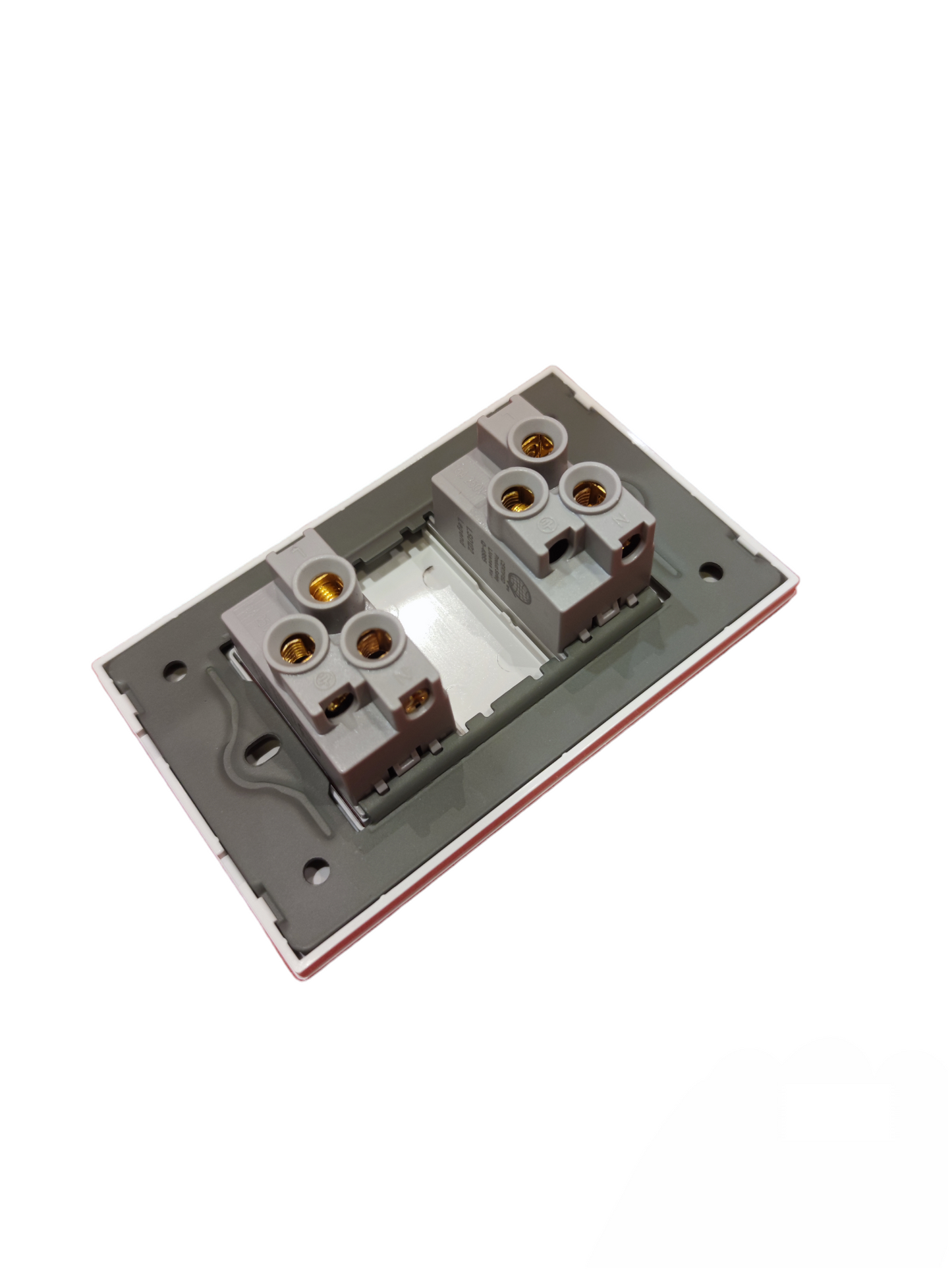 Legrand Universal Outlet with Ground 16A 250V LSO122