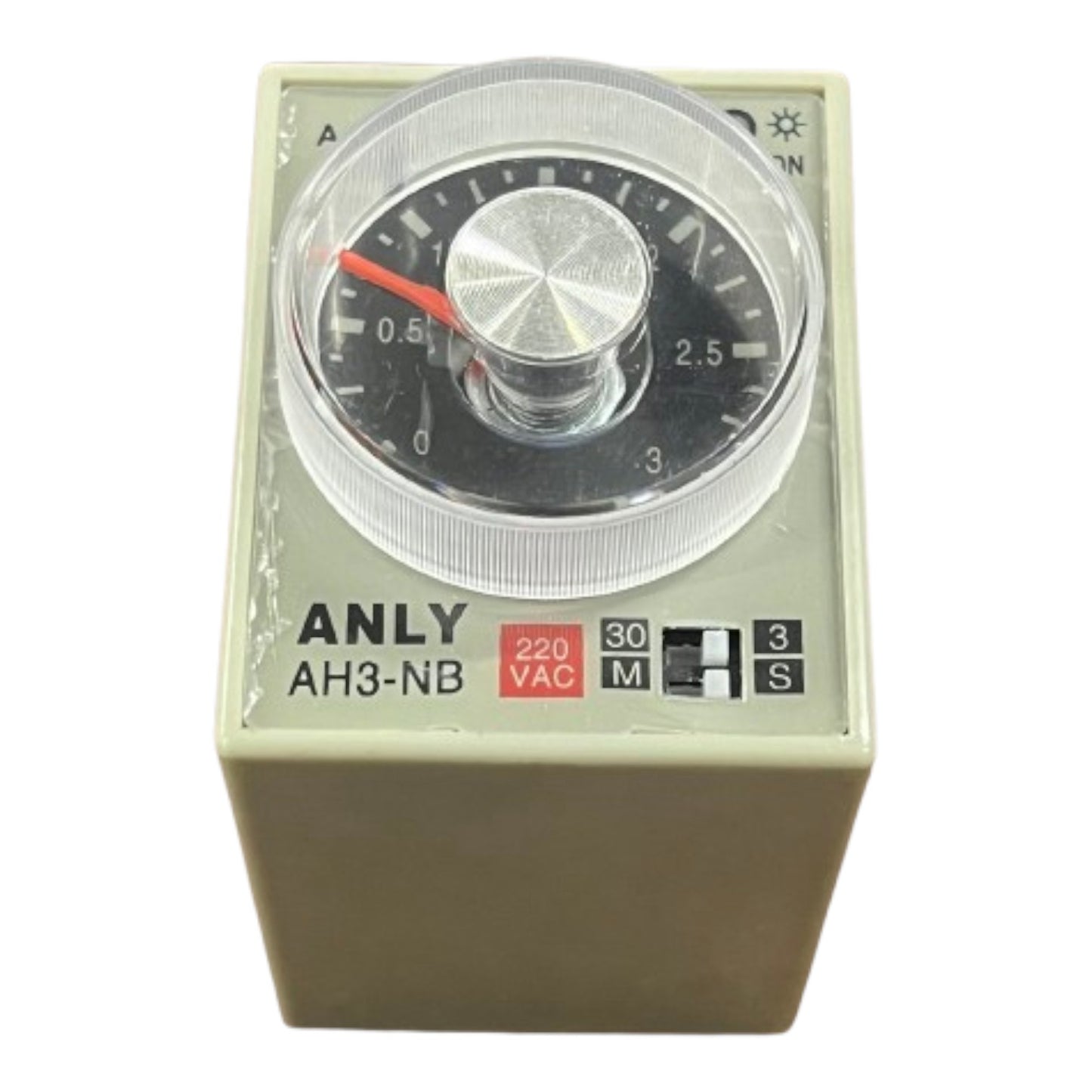 Mechanical timer with a clear dial on a beige casing, featuring brand 'ANLY'.