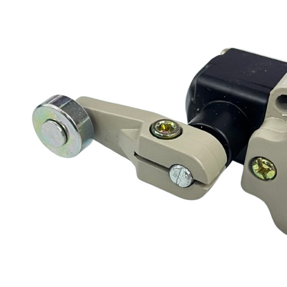 Chint Limit Switch 5A 220V with Lever and Roller YBLX-WL/CA2