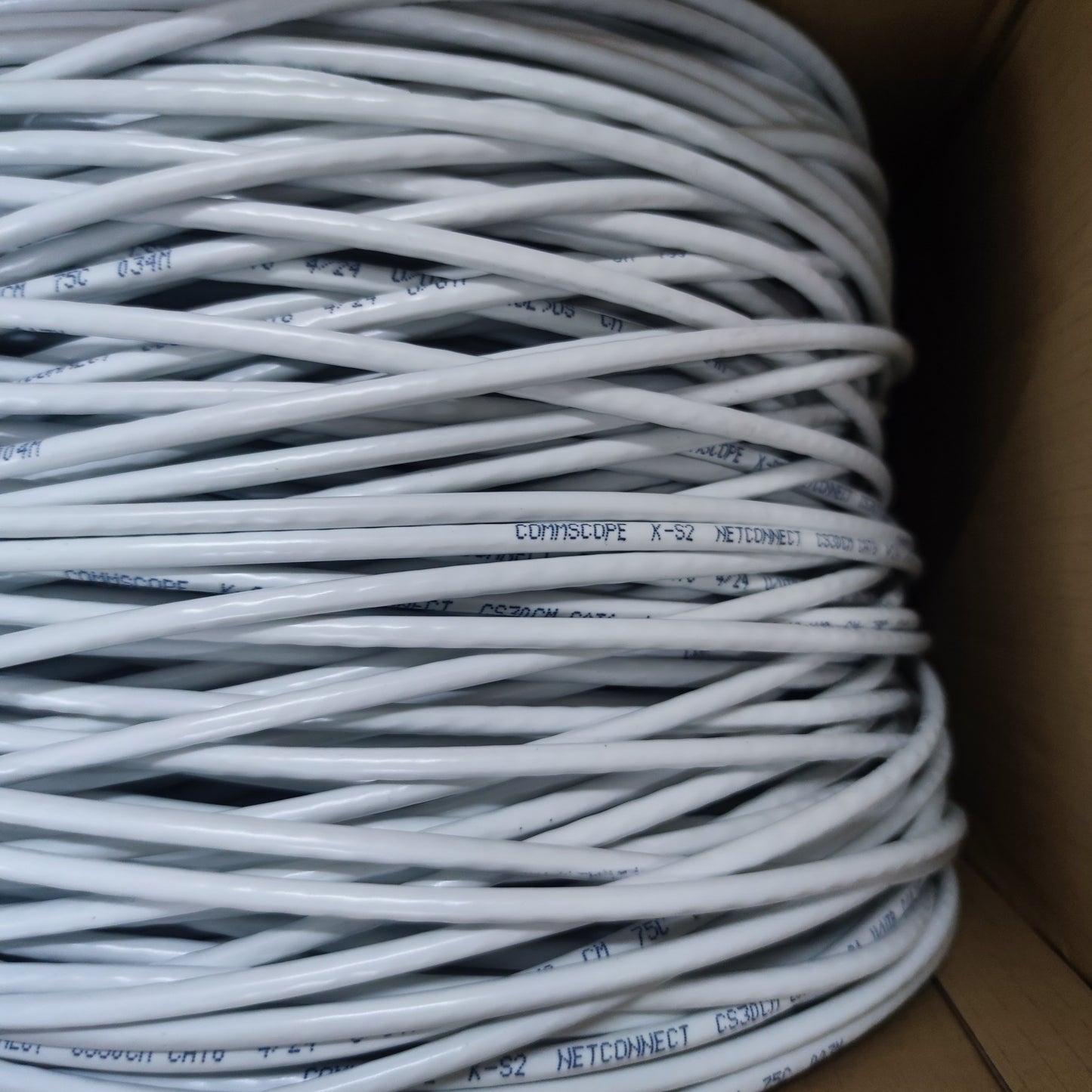 Comscope CAT6 UTP 300 Meters, LAN Cable, Ethernet Cable, Data Cable, Internet Cable, CAT 6 Cable AWG 24 4 Pairs White